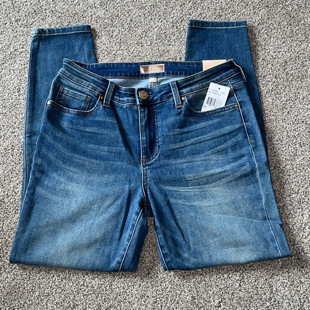 Kut from the Kloth Dark Blue Connie Skinny Jeans size 10